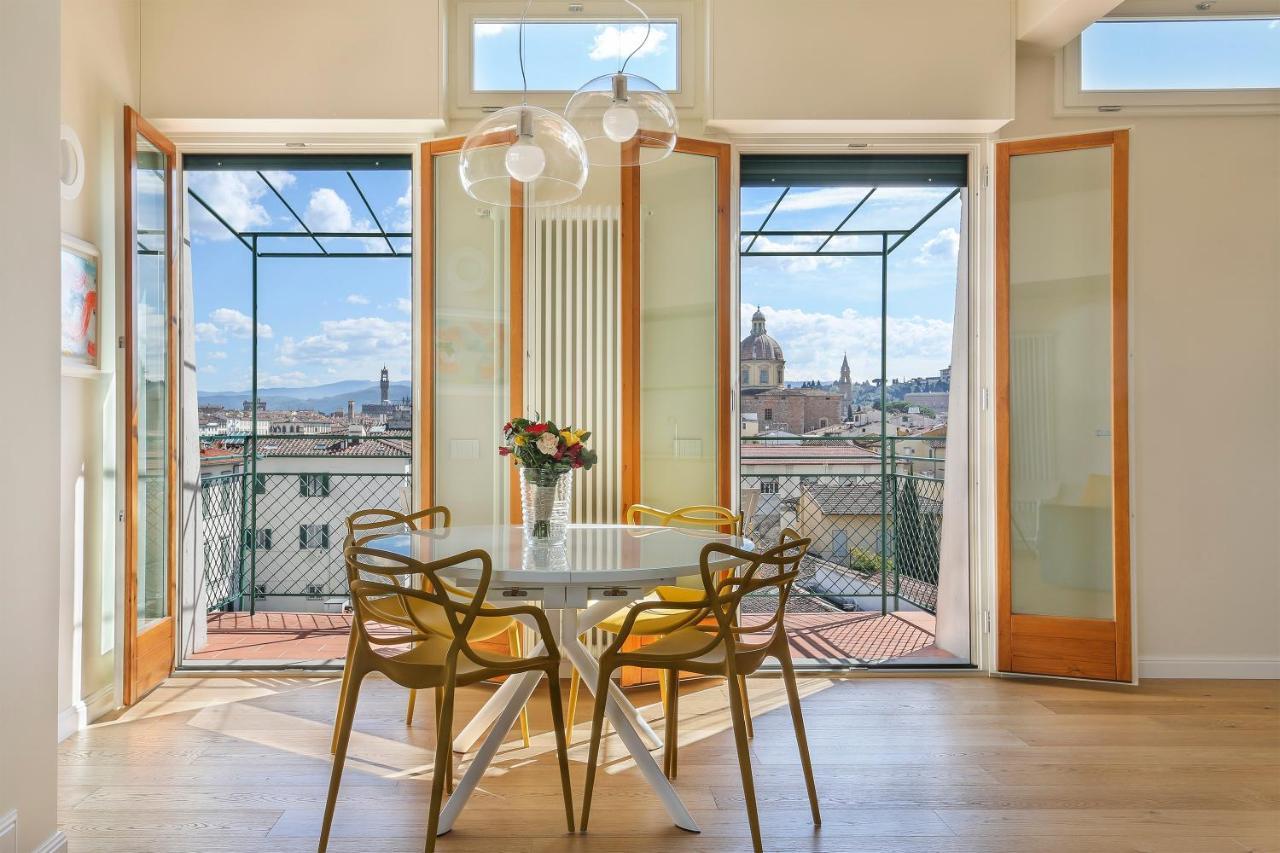 Penthouse With Big Terrace In Oltrarno Apartment ฟลอเรนซ์ ภายนอก รูปภาพ